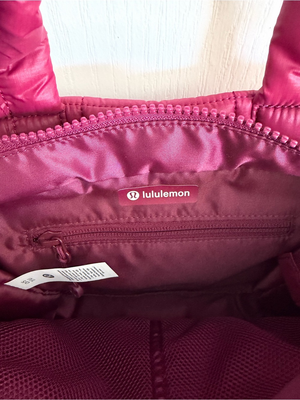 Like New lululemon Athletica Quilted Puffer Tote Bag - Berry - Picture 7 of 10